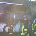 A fuoco autobus con studenti a bordo, paura sul raccordo Salerno – Avellino