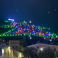 A Gubbio acceso l'Albero di Natale più grande del Mondo