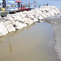 Acque inquinate ad Atrani, Cretella: «Cittadini hanno fatto il bagno nei liquami della fogna comunale» [FOTO]