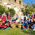 Agli Scavi di Pompei la raccolta dei melograni avvicina i ragazzi con problemi di autismo al lavoro e al patrimonio culturale 