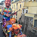 Al via il Gran Carnevale Maiorese: sfilano i carri allegorici /PROGRAMMA e FOTO