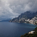 Allerta meteo arancione tra venerdì e sabato, in Costa d’Amalfi a rischio zone interessate da incendi