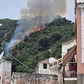 Ancora incendi in Costiera Amalfitana, fiamme a Cetara 