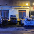 Auto in fiamme a San Cipriano Picentino: danneggiata facciata di una palazzina 