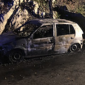 Auto in fiamme sulla Ravello-Chiunzi [FOTO-VIDEO]