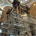 Baldacchino di San Pietro, Padre Enzo Fortunato illustra lo stato di avanzamento dei lavori di restauro 