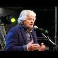 Beppe Grillo: Voi siete i figli dell'utopia