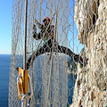 Bonifica programmata ai costoni rocciosi, a Positano nuovo senso unico alternato fino al 31 ottobre