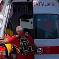 Cade per malore e si ferisce alla testa, uomo in ospedale a Cava de' Tirreni 