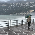 Campania, in arrivo allerta meteo Arancione: raffiche di vento e temporali di forte intensità 