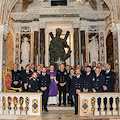 Capitanerie di Porto della Costa d'Amalfi in preghiera per la pace sulla tomba dell'apostolo Andrea 