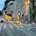 Crollo muro su sede stradale, ad Amalfi ripristinata circolazione a senso unico alternato /FOTO