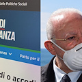 De Luca contro il reddito di cittadinanza: «Ecco perché non si trovano più camerieri!»