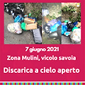 Decoro urbano, "Su per Positano" denuncia rifiuti in strada, macchie da pulire ed erbacce: «Un'abitudine inaccettabile»