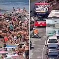 Domenica di caos a Posillipo, rissa in spiaggia e traffico in tilt per auto sui marciapiedi