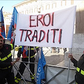 Eroi traditi: la protesta a Roma dei Vigili del Fuoco di tutta Italia