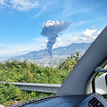 Esplosione a San Valentino Torio, la colonna di fumo si vede dal Valico di Chiunzi