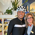 Fabio Cannavaro arriva in bici in Costa d'Amalfi, pausa di gusto da Sal De Riso / FOTO 