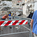 Foro profondo nella Statale ad Atrani, si transita soltanto su una corsia /FOTO