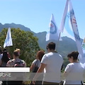 “Grande bellezza, pessime strade”: su Rai Tre il corteo di Tramonti contro la strada della vergogna