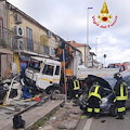 Grave incidente a Capaccio Paestum: scontro tra camion e due vetture, feriti in ospedale