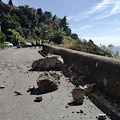 Grosso masso piomba sulla strada, torna l’incubo sicurezza in Costiera Amalfitana [STRADA CHIUSA]