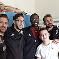 I calciatori della Salernitana in visita ai bambini dell'ospedale, sorpresa per Michele di Scala [FOTO]