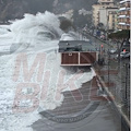 Il mare in tempesta diventa un fenomeno social in Costiera Amalfitana