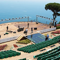 Il palco del Belvedere di Villa Rufolo: la scena sull'infinito