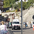 Incidente a Maiori, auto contro scooter a Via Nuova Chiunzi: scoppia la lite di Ferragosto [FOTO]