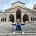 «È l'imprevisto che ci cambia la vita»: la riflessione del portiere Guillermo Ochoa dal Duomo di Amalfi