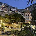 La Chiesa festeggia i Santi Simone e Giuda, Apostoli. Meteo: sereno o poco nuvoloso. Good Morning Positano