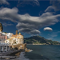 La Chiesa ricorda Santa Laura di Cordova. Meteo: soleggiato. Good Morning Amalfi