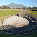 Ludi Pompeiani: all’Anfiteatro degli Scavi visite speciali tra gladiatori, legionari e Plinio Il Vecchio