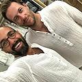 Luke Bracey in Costa d'Amalfi si innamora della Moda uomo Positano a Casa Mastro