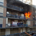 Maiori: fiamme in una palazzina del centro, famiglia salva per miracolo /FOTO e VIDEO