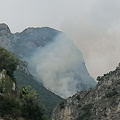 Maiori, piromani ancora in azione: incendio a Erchie 