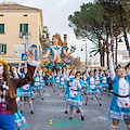 Maltempo, a Maiori annullata l'ultima sfilata di Carnevale: i carri allegorici tornano a maggio 