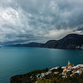 Maltempo in Costa d'Amalfi: prorogata allerta meteo gialla per forti venti e mare agitato