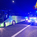 Modena, pullman Flixbus convolto in un incidente sull'A1: morto 19enne