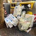 Napoli: al Vomero campane per la differenziata sommerse dai rifiuti