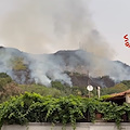 Napoli, maxi incendio sulla collina dei Camaldoli