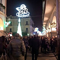 Natale cavese, si parte con le luminarie