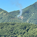 Nuovo incendio a Tramonti, in fiamme la vegetazione a Cesarano