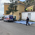 Ospedale Costa d'Amalfi: la tenda da emergenza coronavius è troppo grande, montaggio fallito [FOTO]