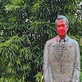 Padova, denunciati dalla Digos gli autori del vilipendio alla statua di Aldo Moro