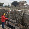 Paestum, dagli scavi per la linea elettrica riemergono i resti della "Porta Aurea" 