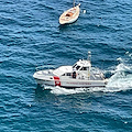 Paura alla gara di nuoto tra Vietri e Cetara, 13 atleti salvati in mare da ipotermia 