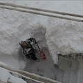 Pescocostanzo, cadono oltre 2 metri di neve. /VIDEO