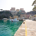 Porto di Sorrento terra di nessuno, Staiano (Capri Watch): «Abusivismo e nessun controllo»